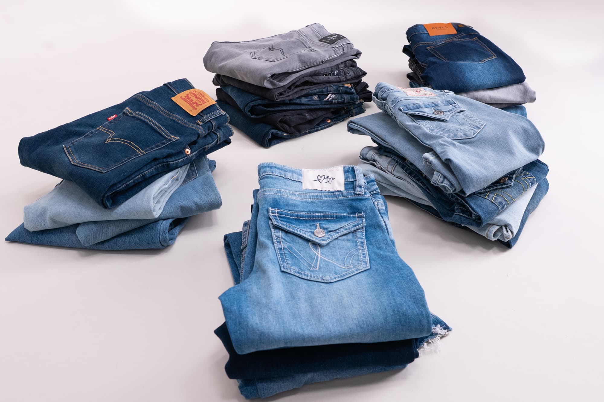 https://cms.kidsbrandstore.com/api/media/file/growthb2s-8.jpg