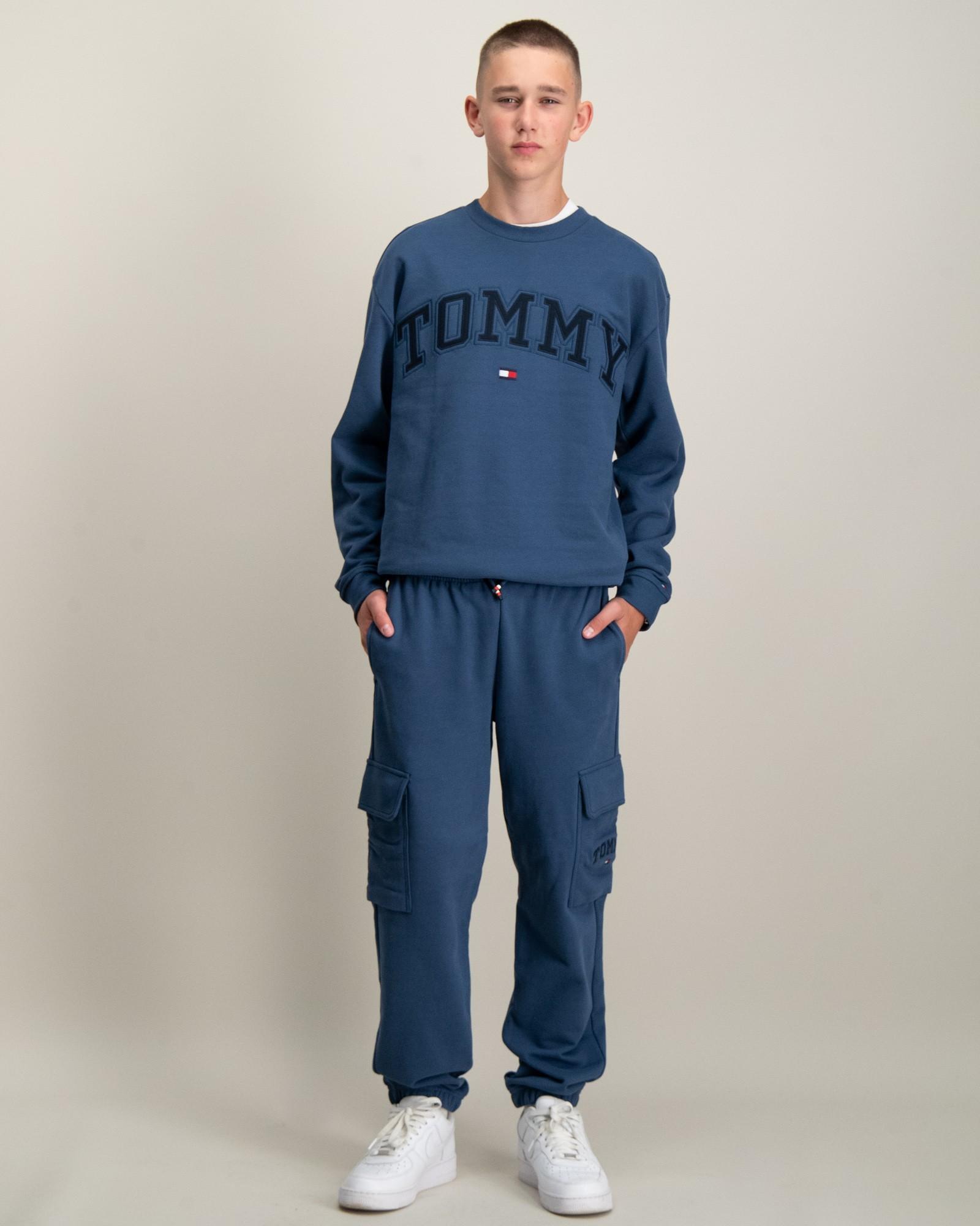 VARSITY EMBR CARGO SWEATPANTS