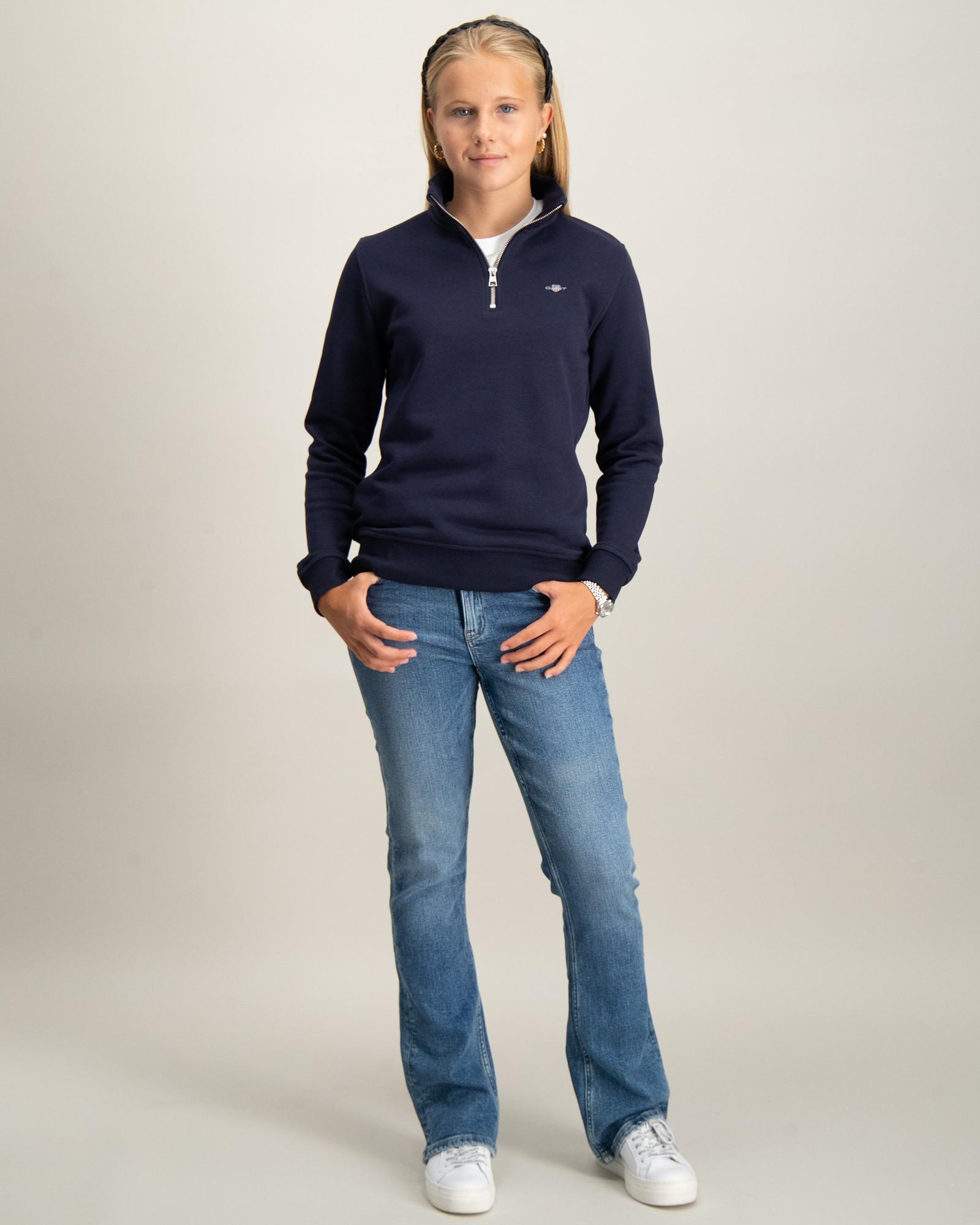 SHIELD HALF ZIP SWEATSHIRT