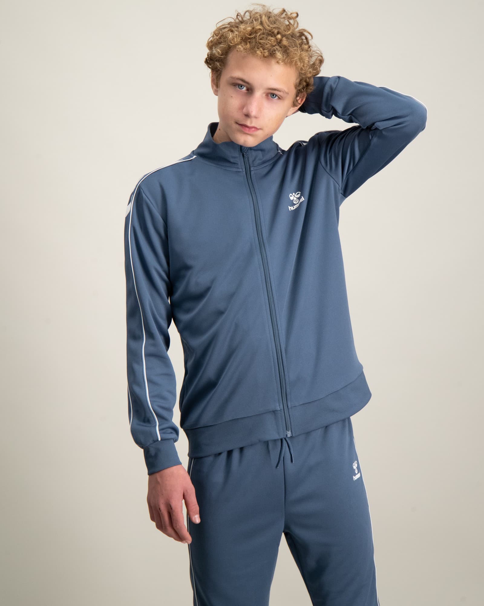 hmlTRACK TRACKSUIT